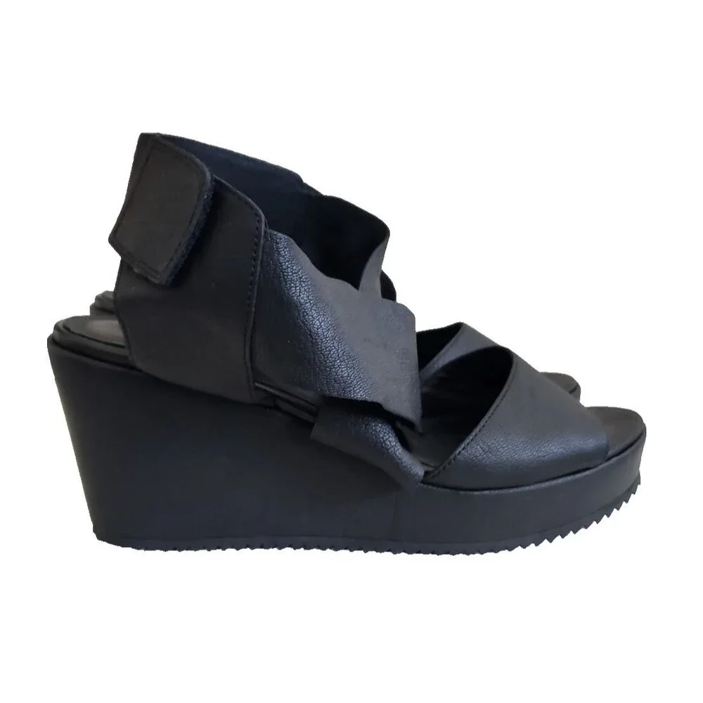 Eileen Fisher Whimsy Sandals Black Leather Almond Open Toe Platform Wedge Sz 8.5